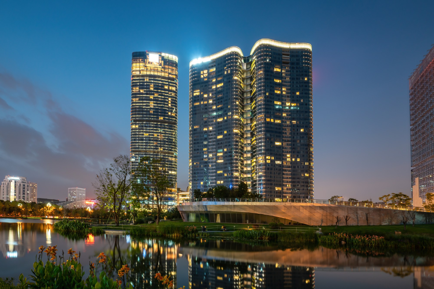 CP Capital - группа компаний по продаже элитной недвижимости в Москве.