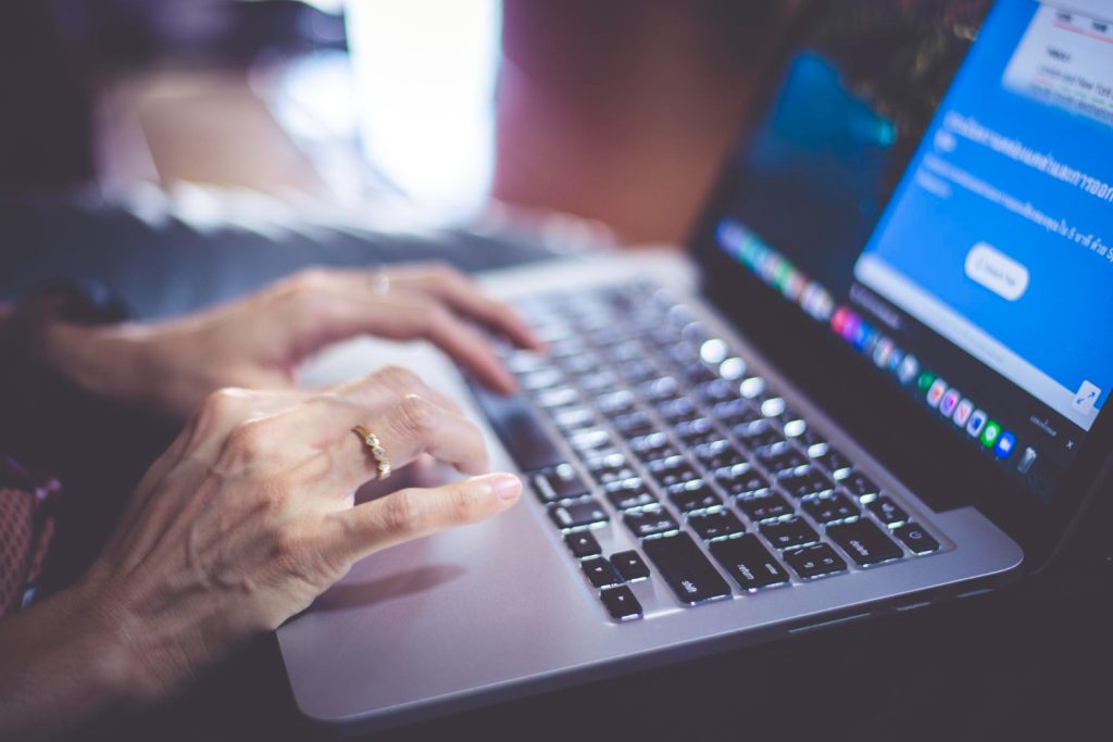 Контекстная реклама в Яндекс: стоимость и факторы, влияющие на цену